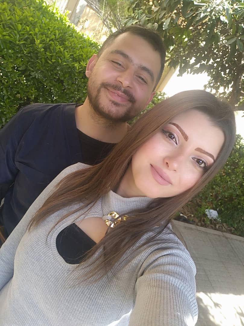 ابتسامات حلوة
